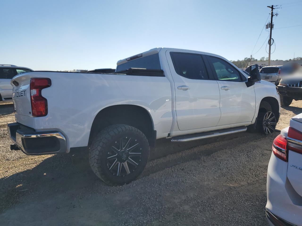 2020 Chevrolet Silverado K1500 Lt - Фото 3
