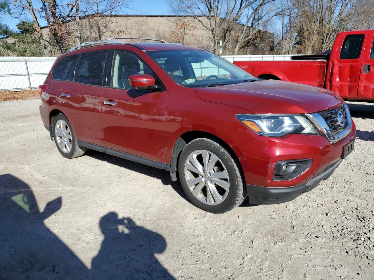 2018 Nissan Pathfinder S - Фото 4