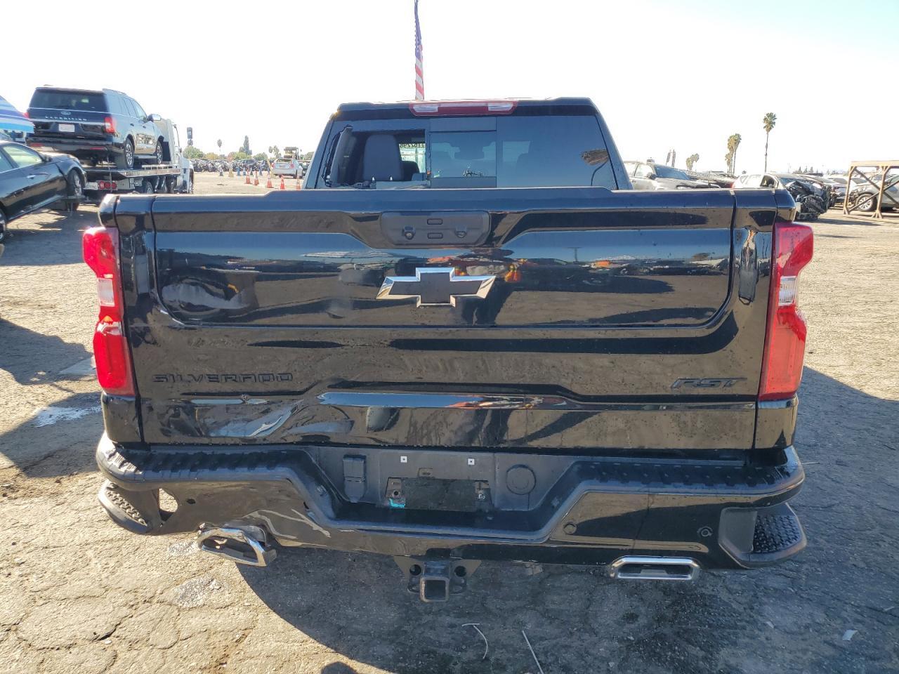 2023 Chevrolet Silverado K1500 Rst - Фото 6