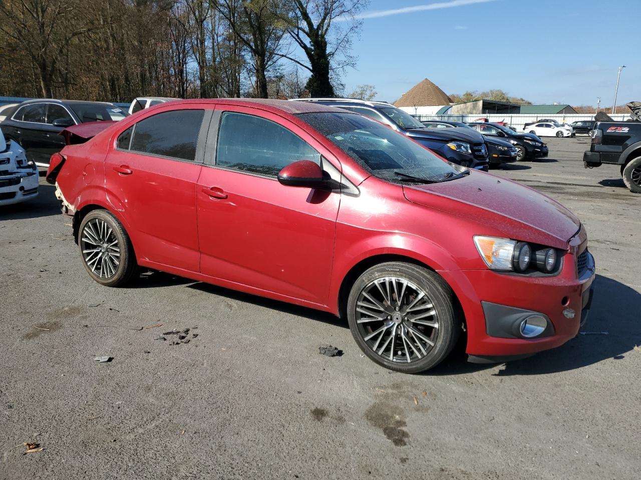 2015 Chevrolet Sonic Lt - Image 4