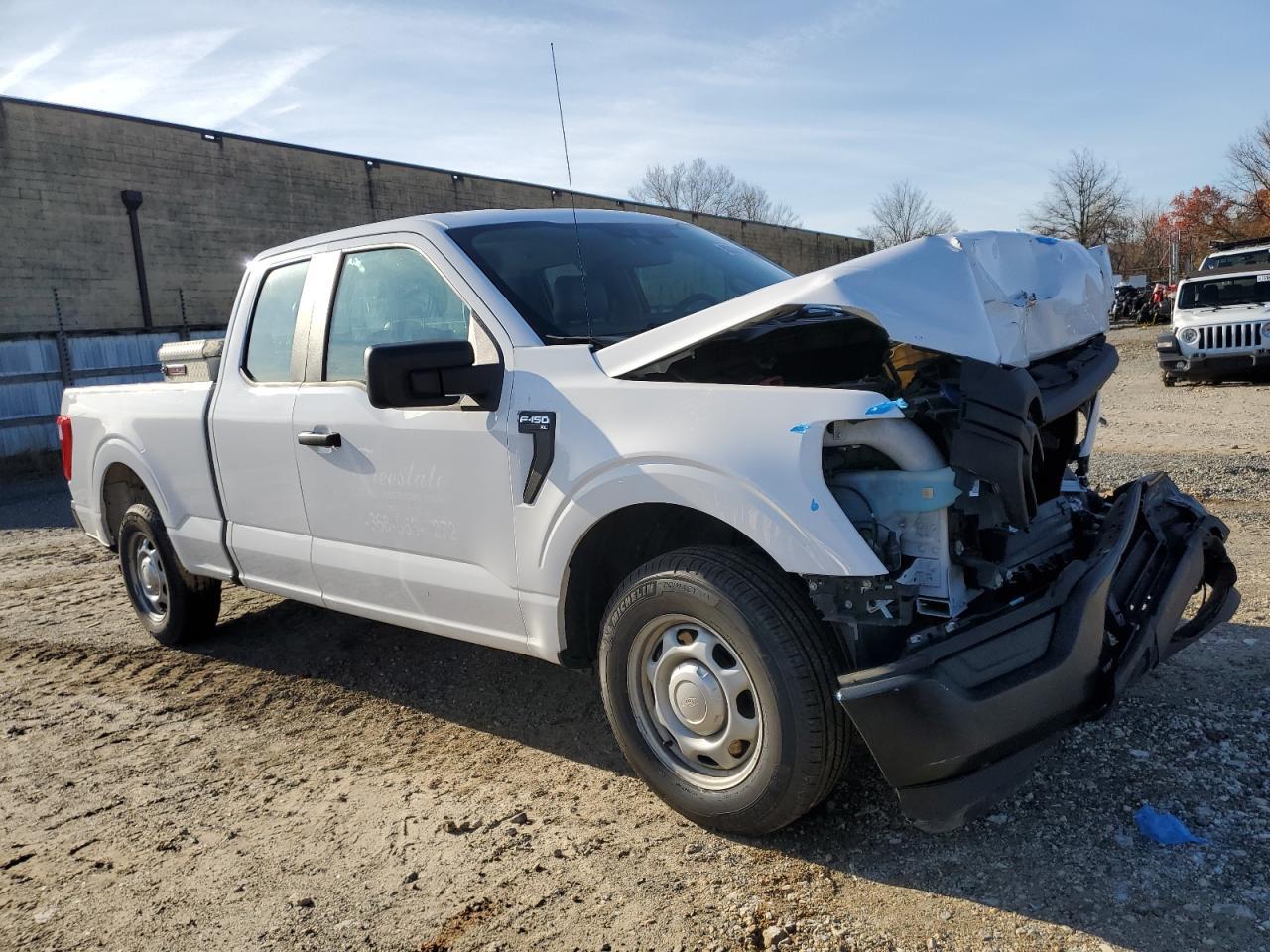 2021 Ford F150 Super Cab - Фото 4