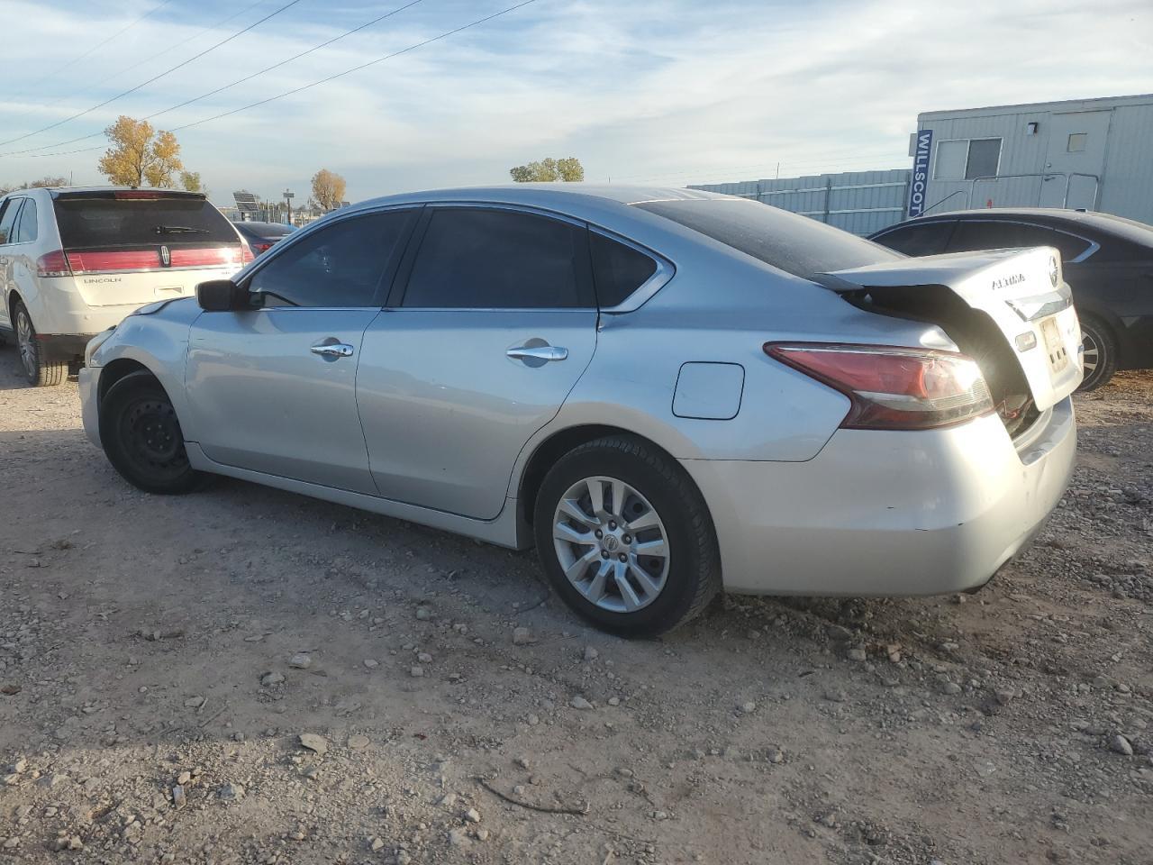 2013 Nissan Altima 2.5 - Фото 2
