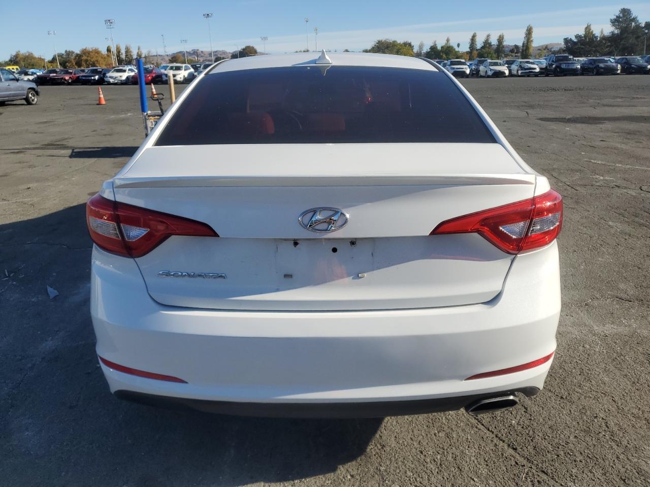 2015 Hyundai Sonata Se - Image 6