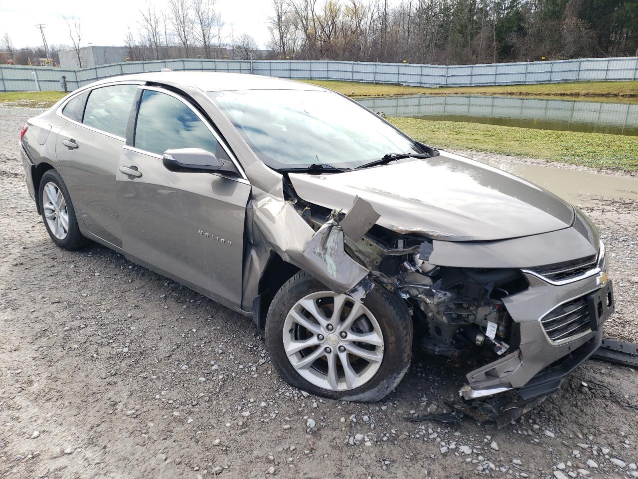 2017 Chevrolet Malibu Lt - Image 4