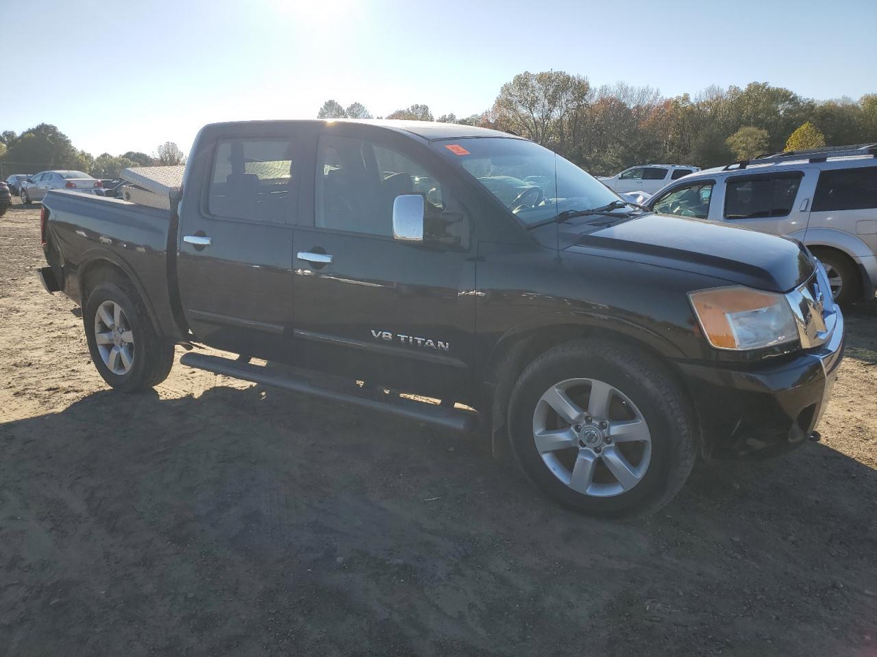 2010 Nissan Titan Xe - Фото 4