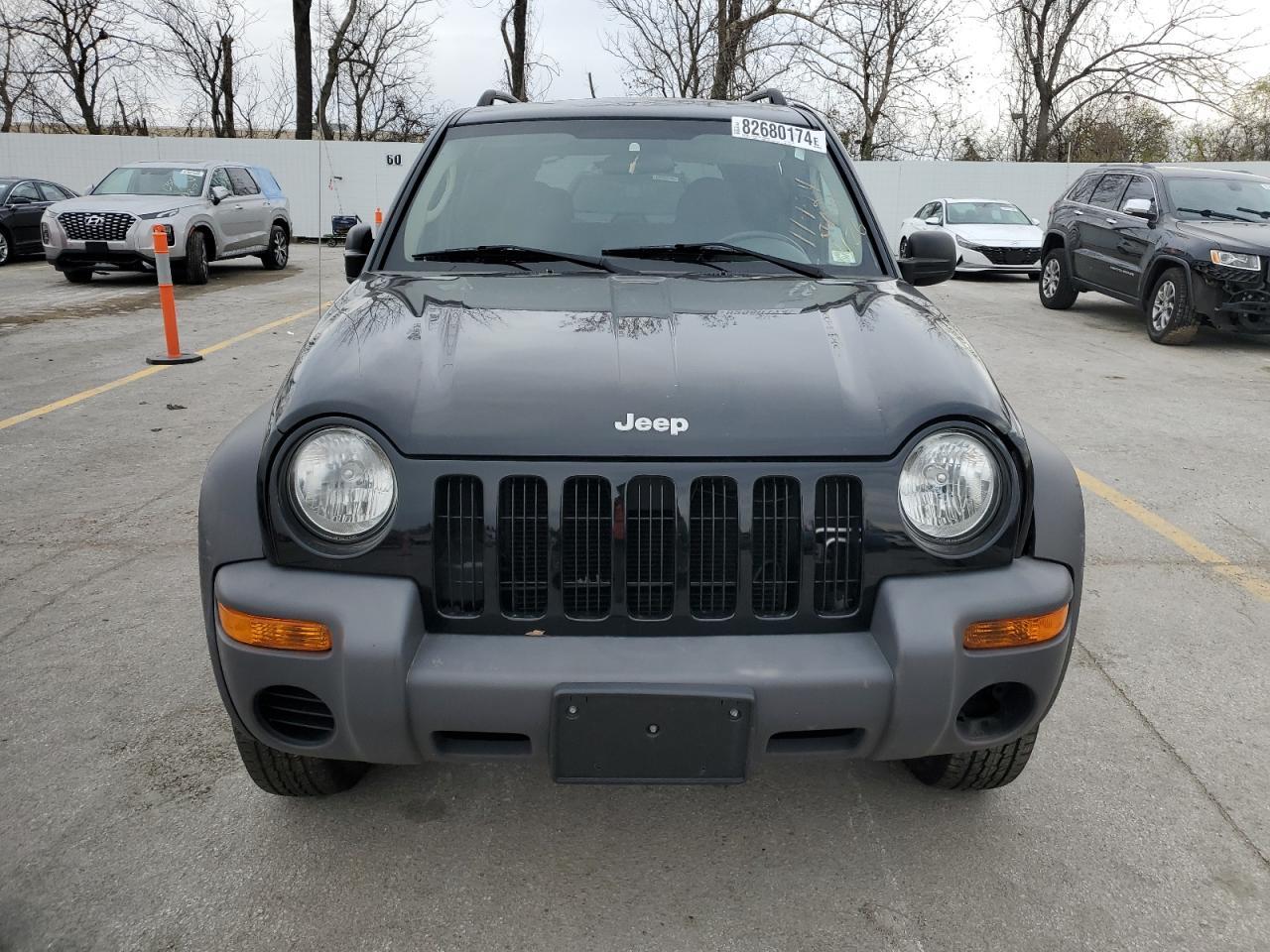 2003 Jeep Liberty Sport - Image 5