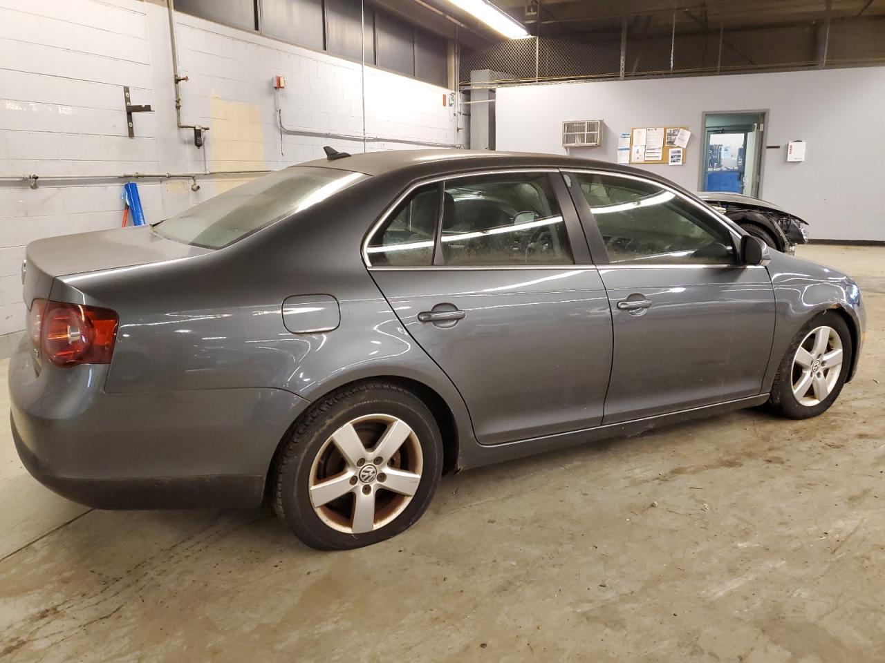 2009 Volkswagen Jetta Se - Фото 3