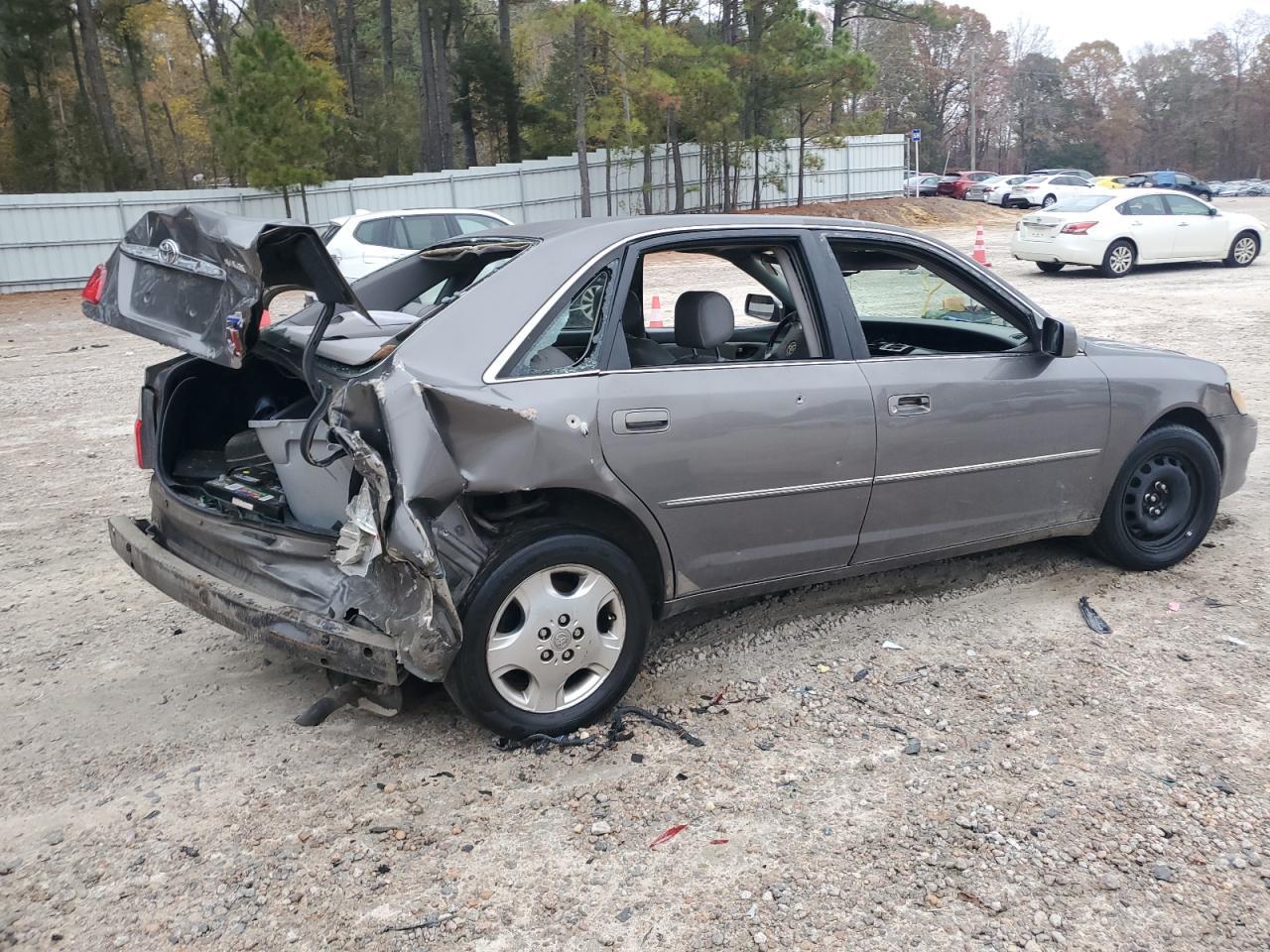 2003 Toyota Avalon Xl - Image 3