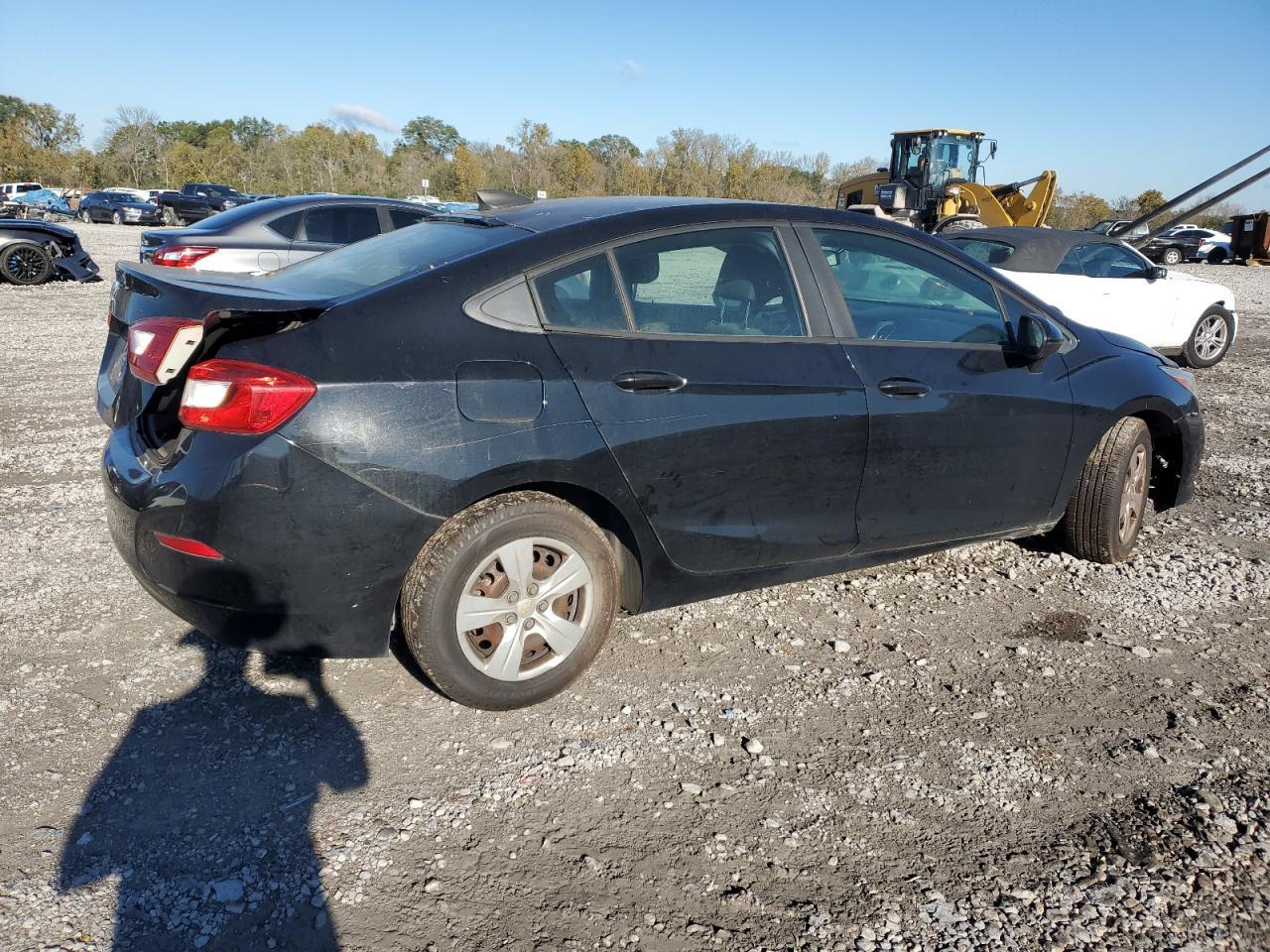 2017 Chevrolet Cruze Ls - Фото 3