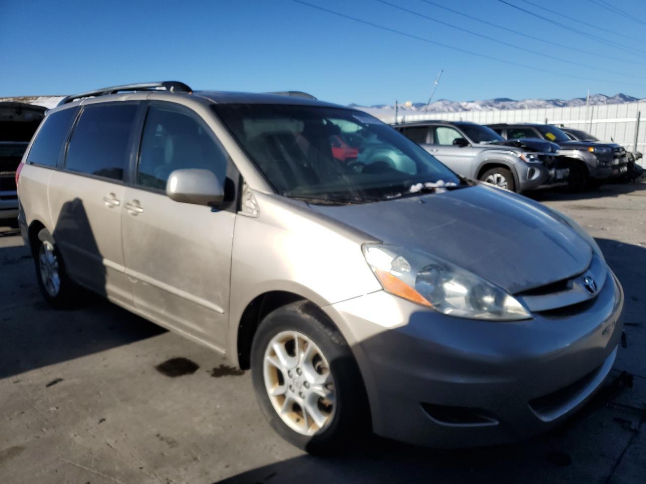 2006 Toyota Sienna Xle - Фото 4