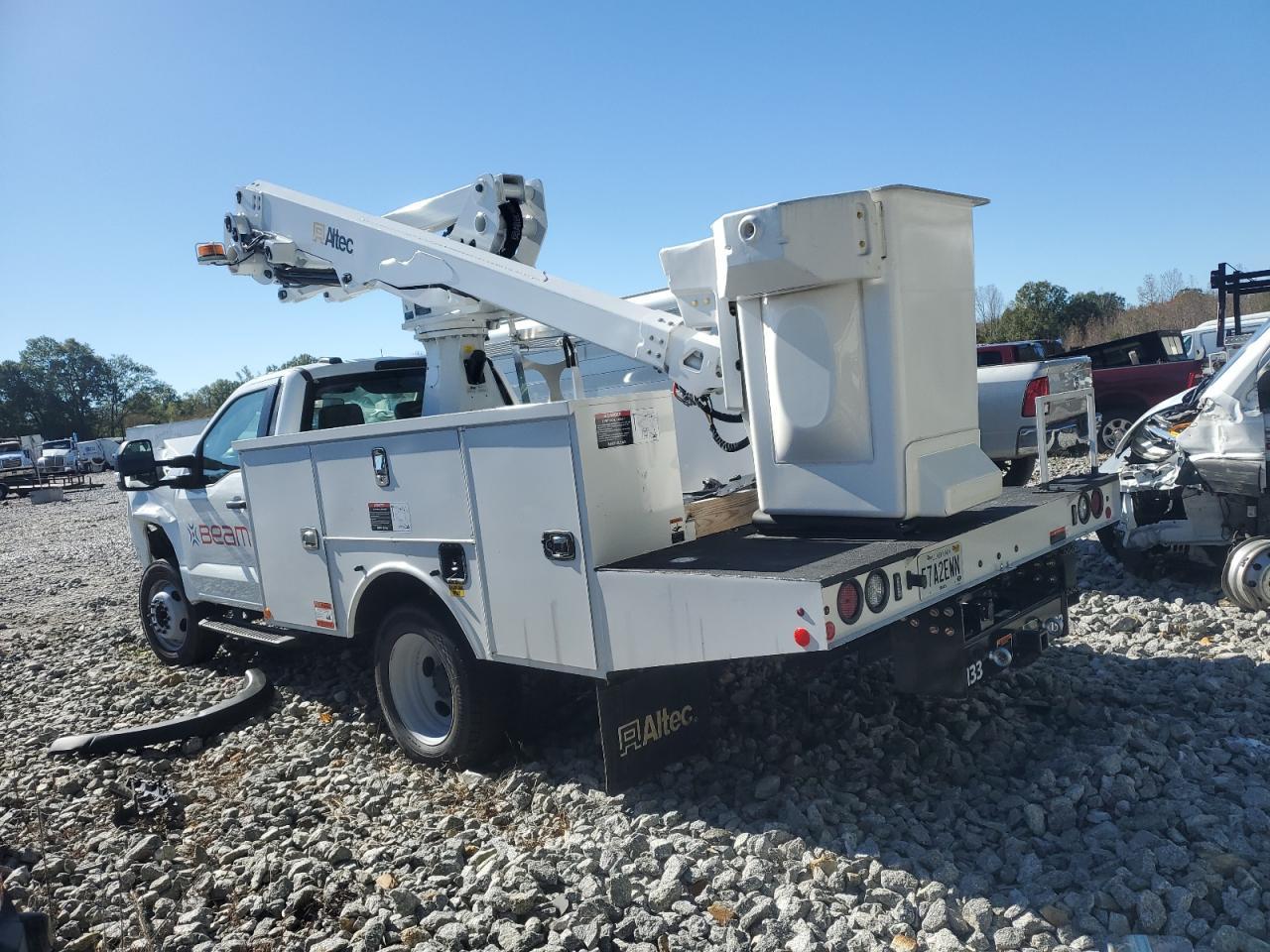 2024 Ford F450 Super Duty - Image 3