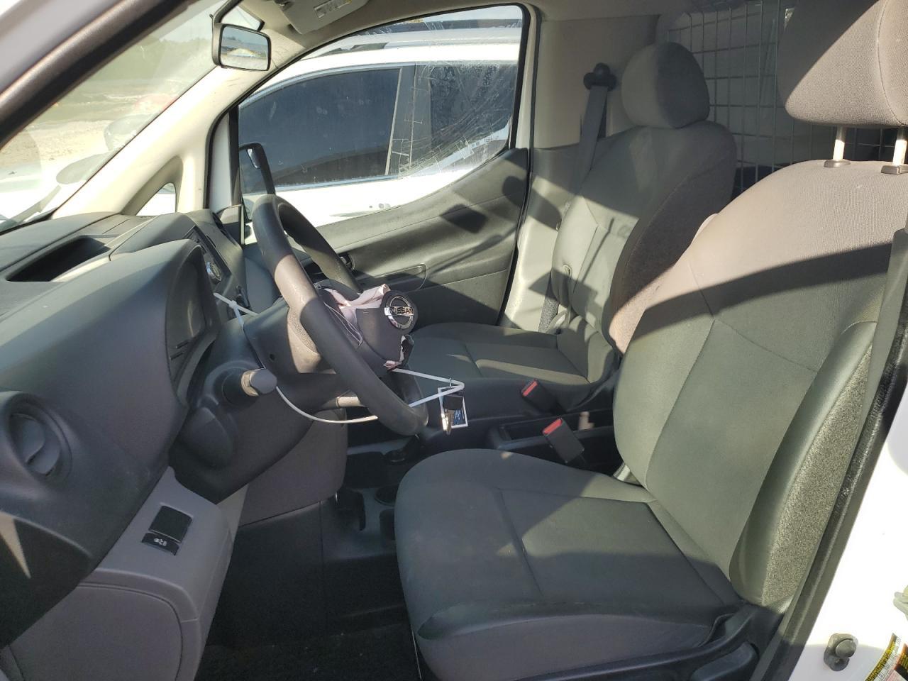 2015 Nissan Nv200 2.5S - Фото 7