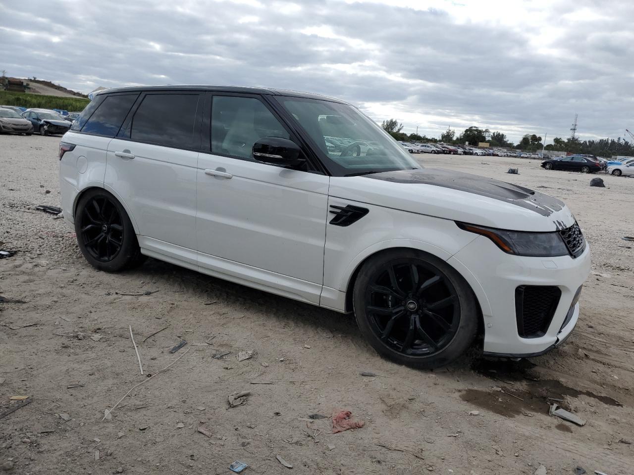2019 Land Rover Range Rover Sport Svr - Image 4