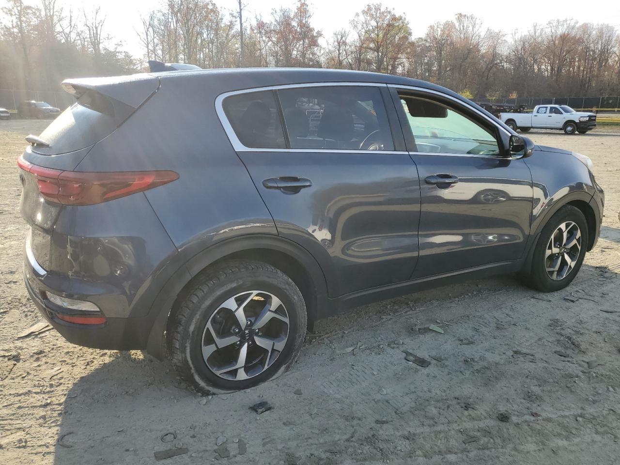 2020 Kia Sportage Lx - Фото 3