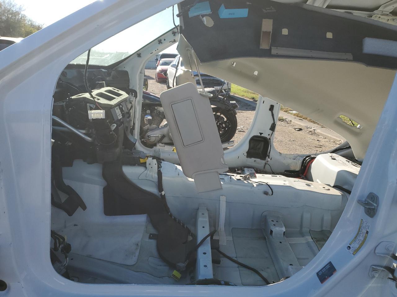 2022 Chrysler 300 Touring L - Фото 7