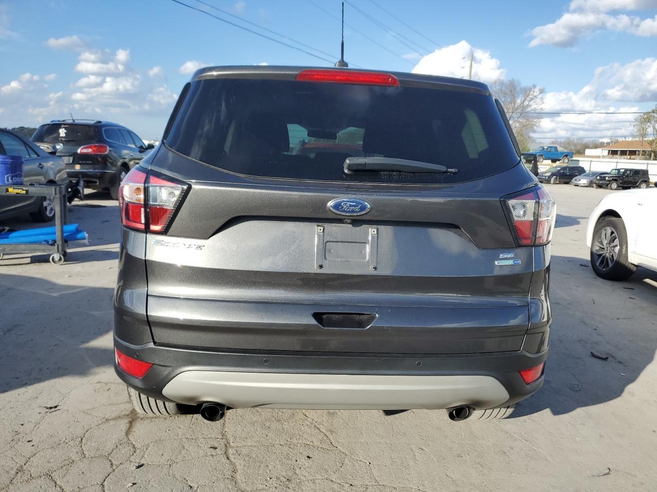 2017 Ford Escape Se - Image 6