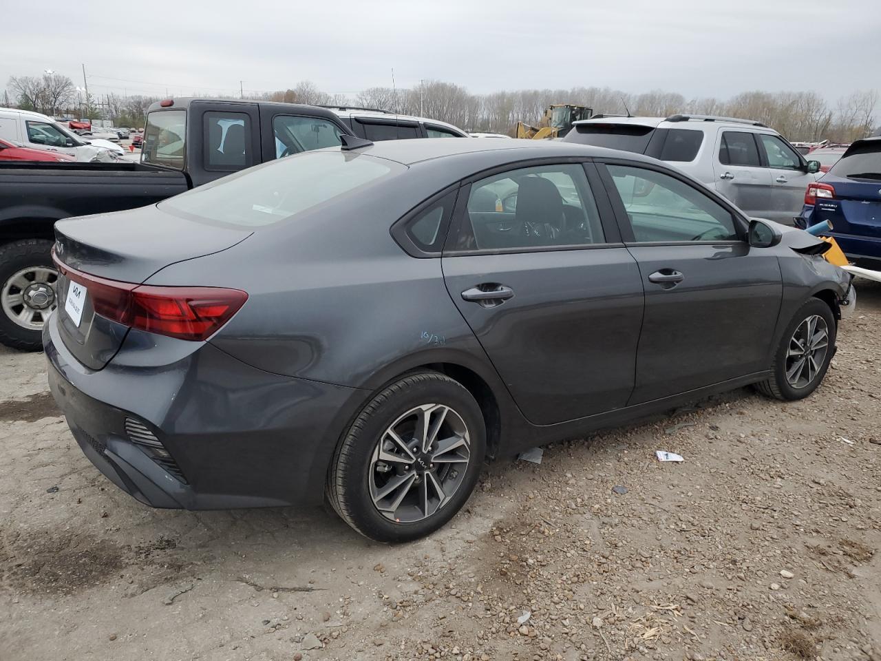 2024 Kia Forte Lx - Фото 3