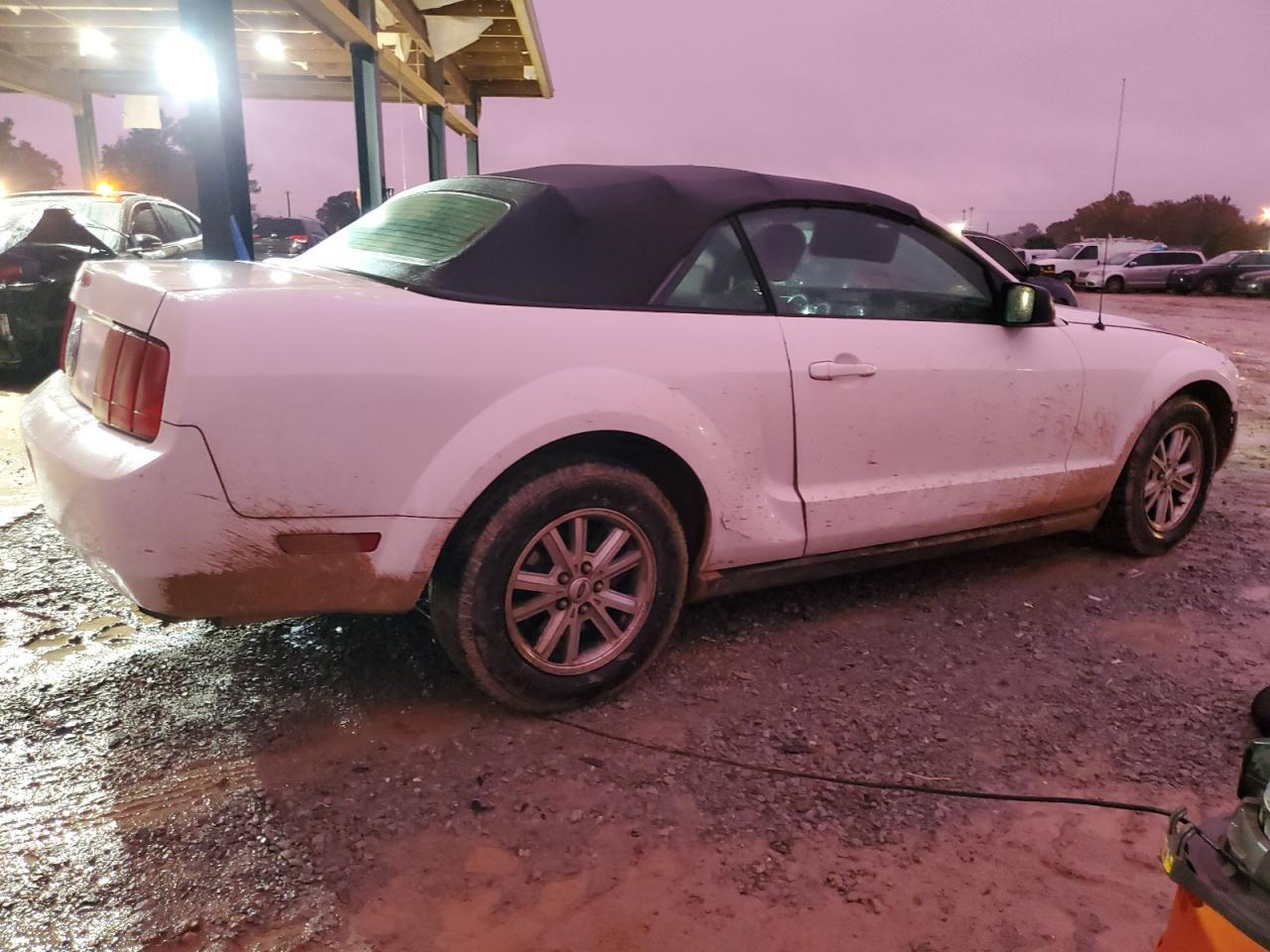 2006 Ford Mustang - Фото 3