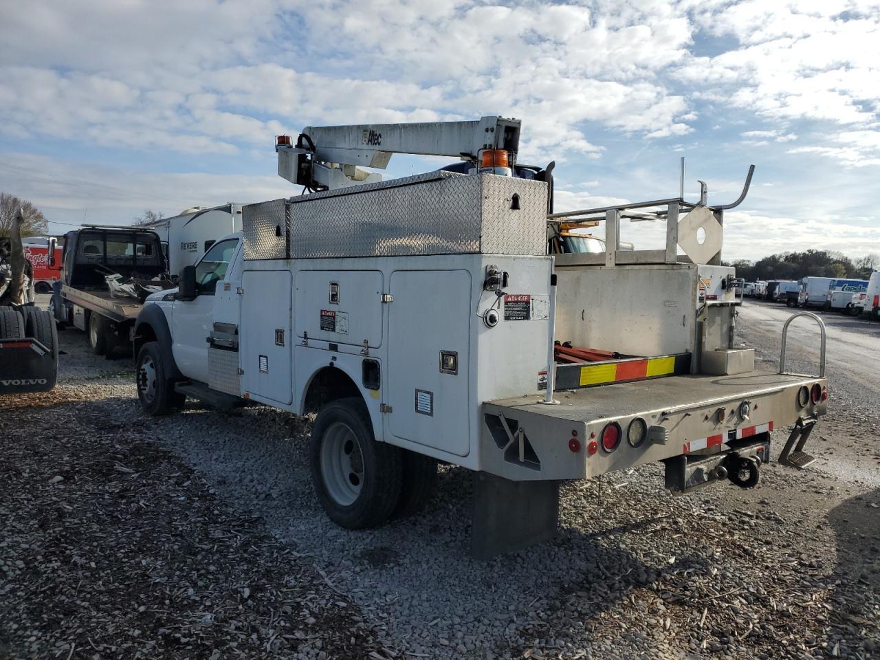 2013 Ford F450 Super Duty - Фото 3