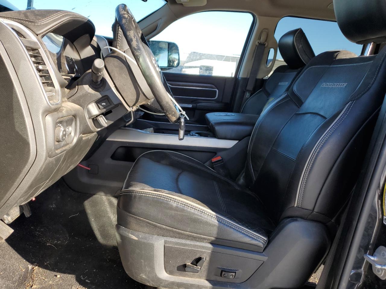 2019 Ram 3500 Laramie - Фото 7