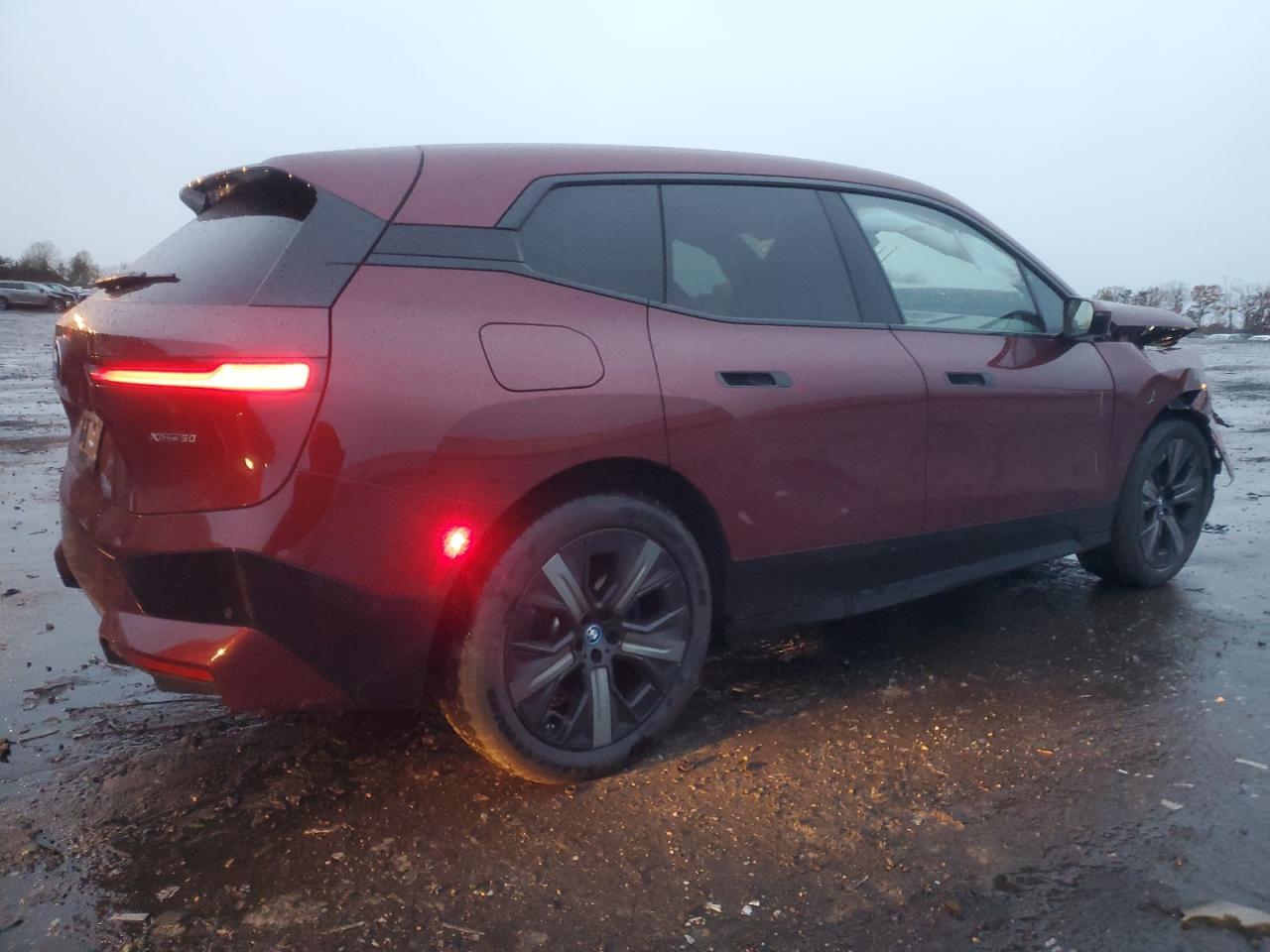 2024 BMW Ix xDrive50 - Фото 3