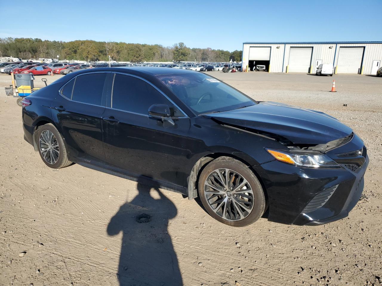 2020 Toyota Camry Se - Image 4
