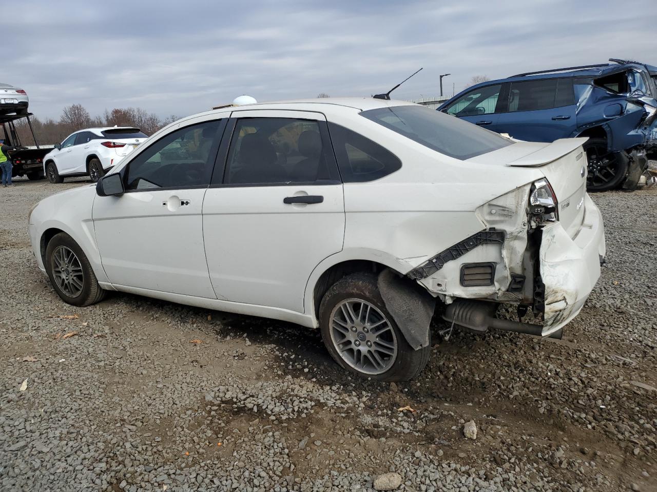 2010 Ford Focus Se - Фото 2