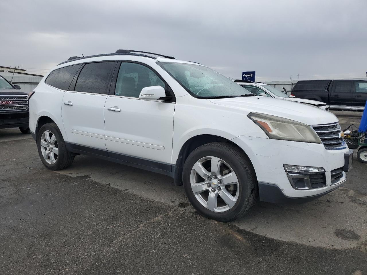 2017 Chevrolet Traverse Lt - Image 4