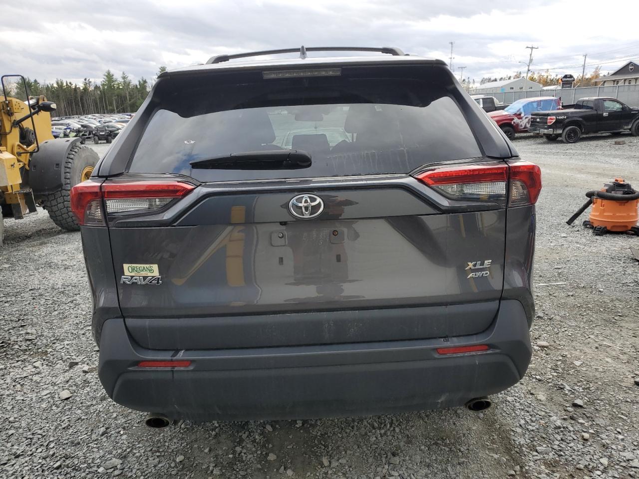 2022 Toyota Rav4 Xle - Фото 6
