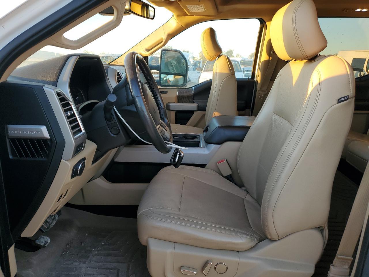 2017 Ford F250 Super Duty - Фото 7