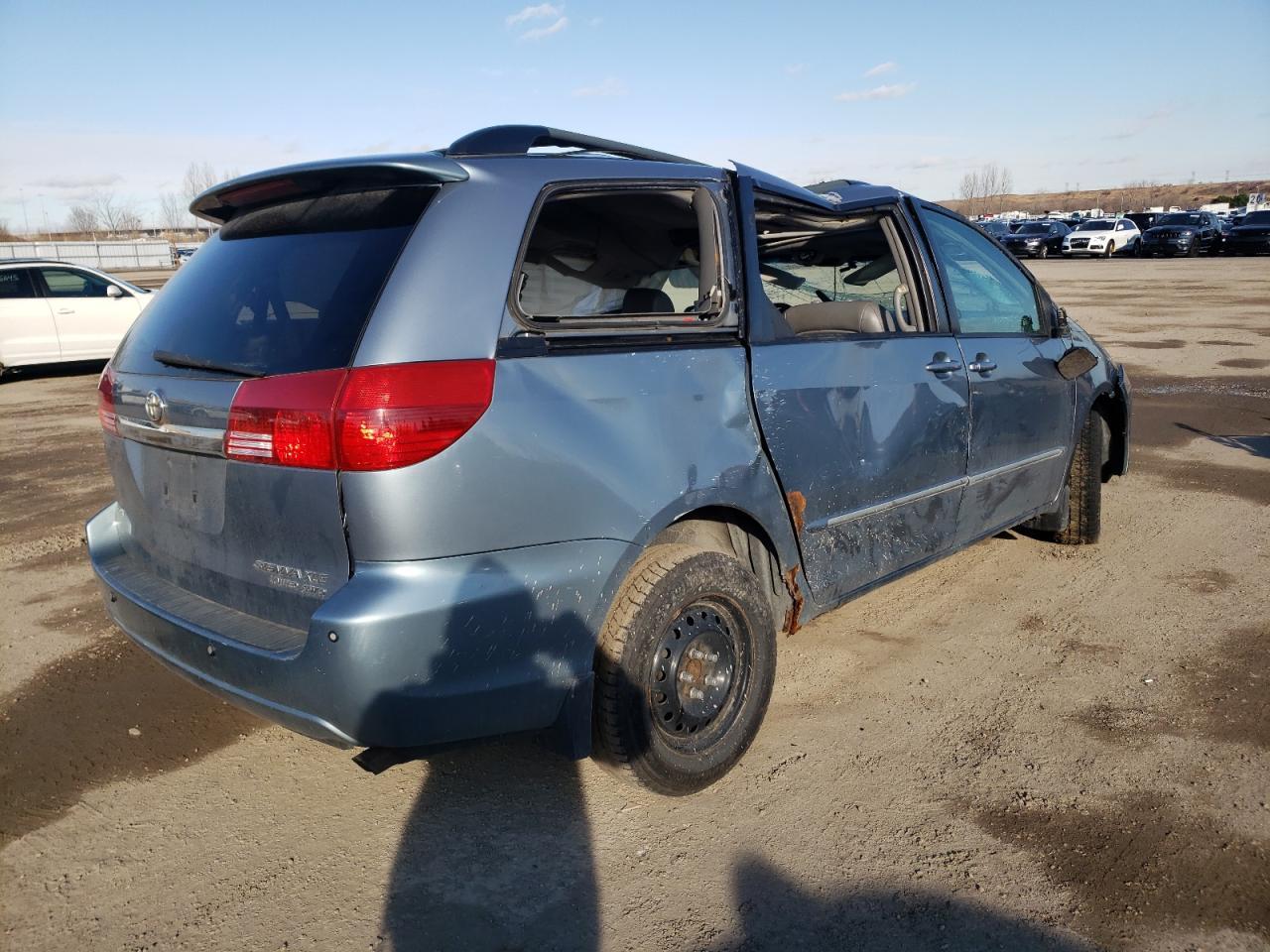 2004 Toyota Sienna Xle - Image 3