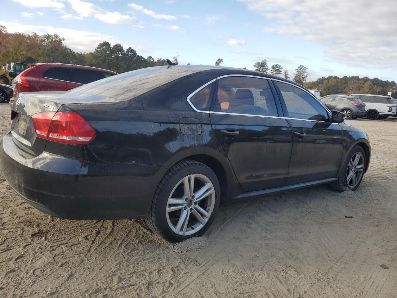2015 Volkswagen Passat Se - Image 3