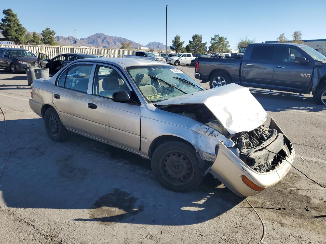 1997 Toyota Corolla Base - Фото 4