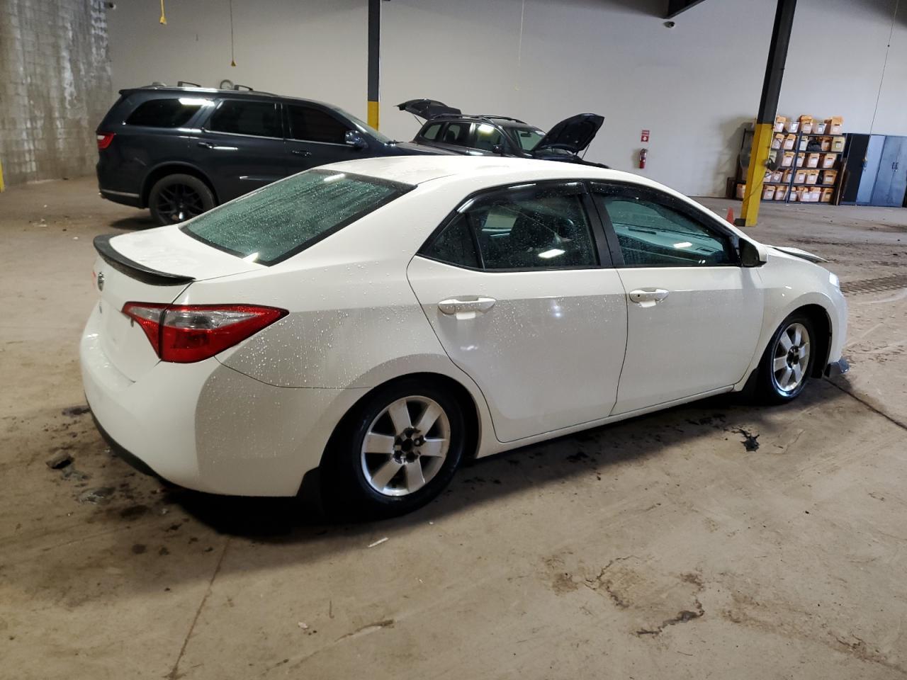 2014 Toyota Corolla L - Фото 3