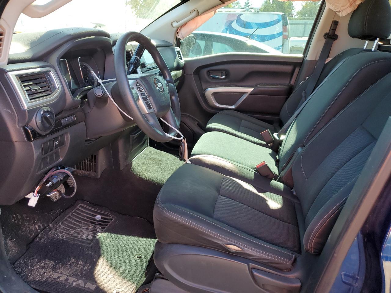 2017 Nissan Titan - Фото 7