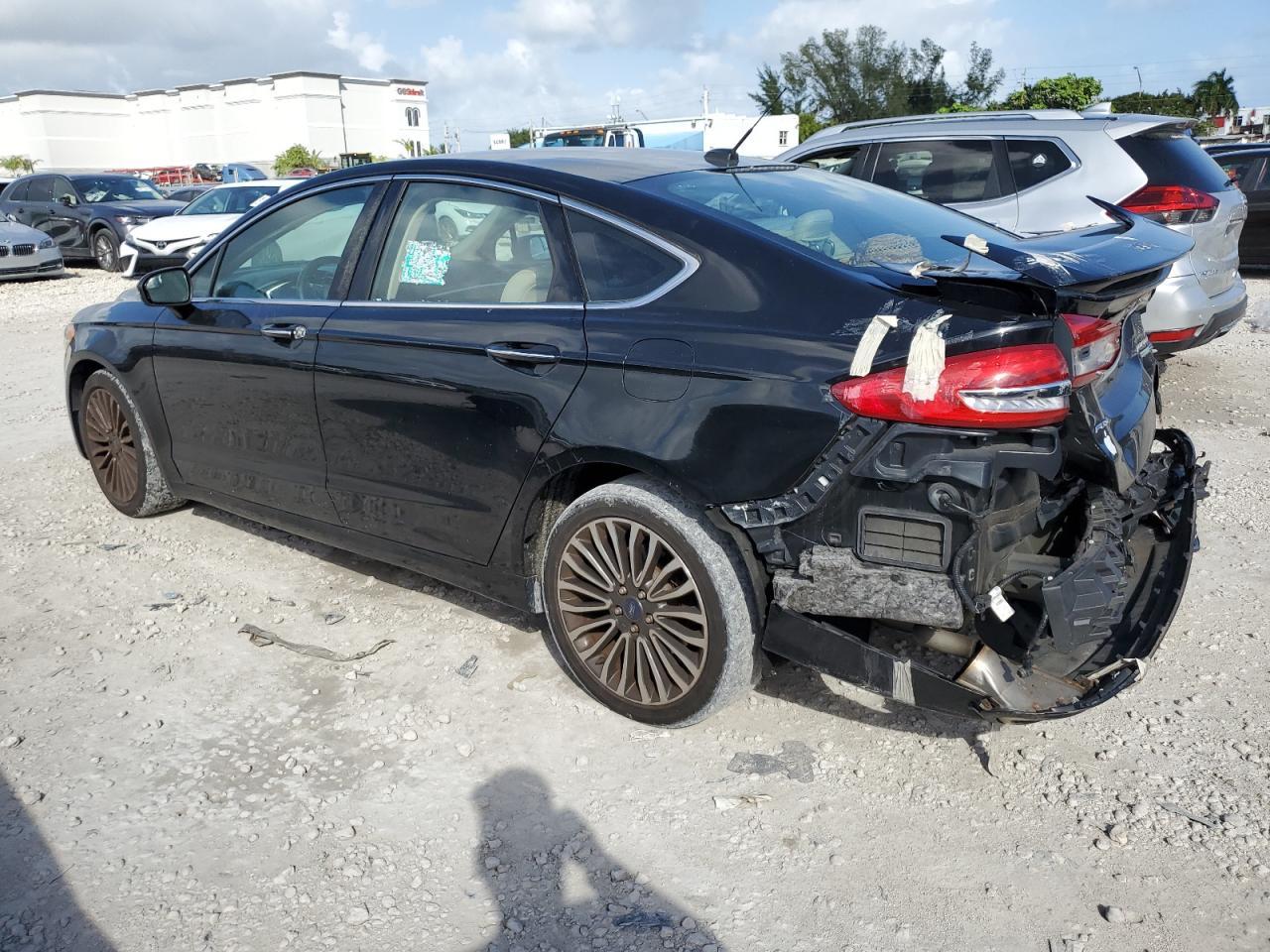 2018 Ford Fusion Titanium/Platinum - Фото 2