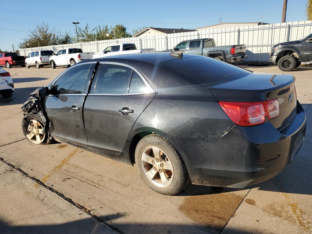 2015 Chevrolet Malibu Ls - Фото 2