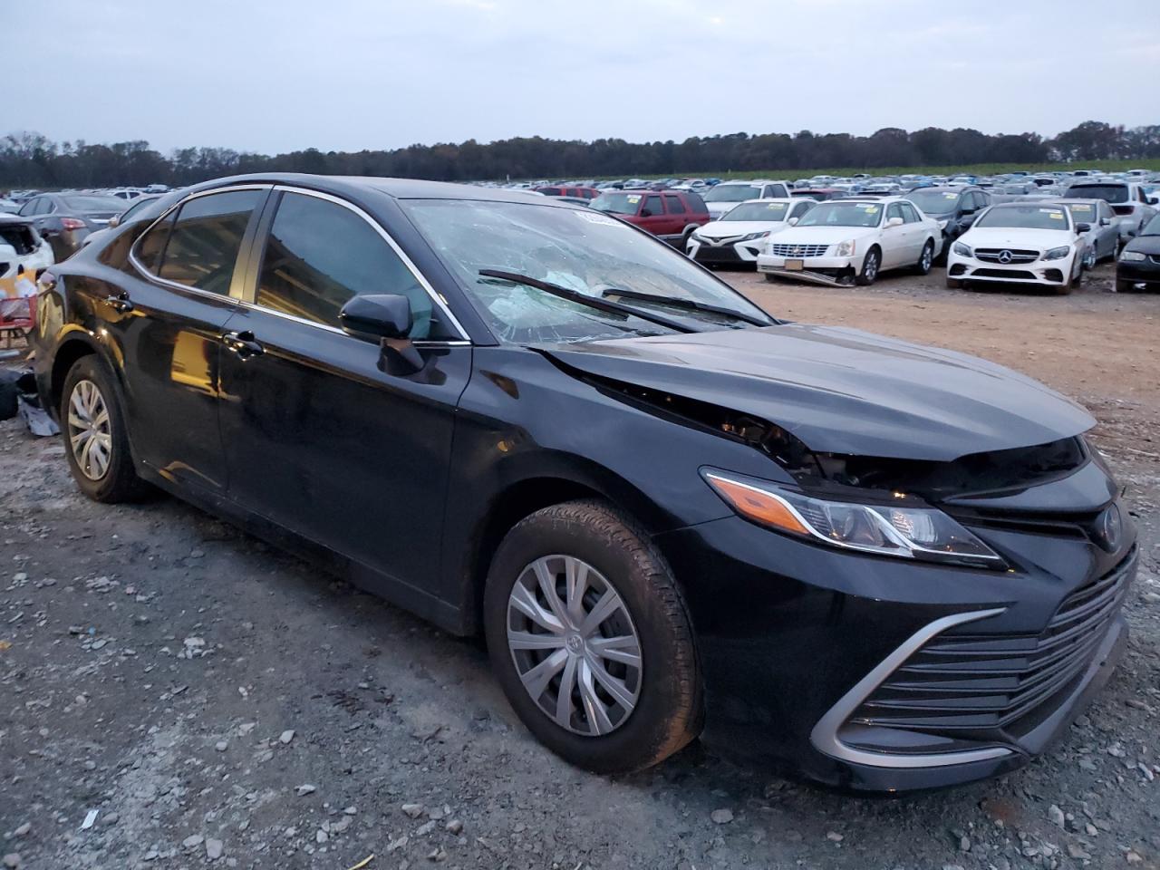 2023 Toyota Camry Le - Image 4