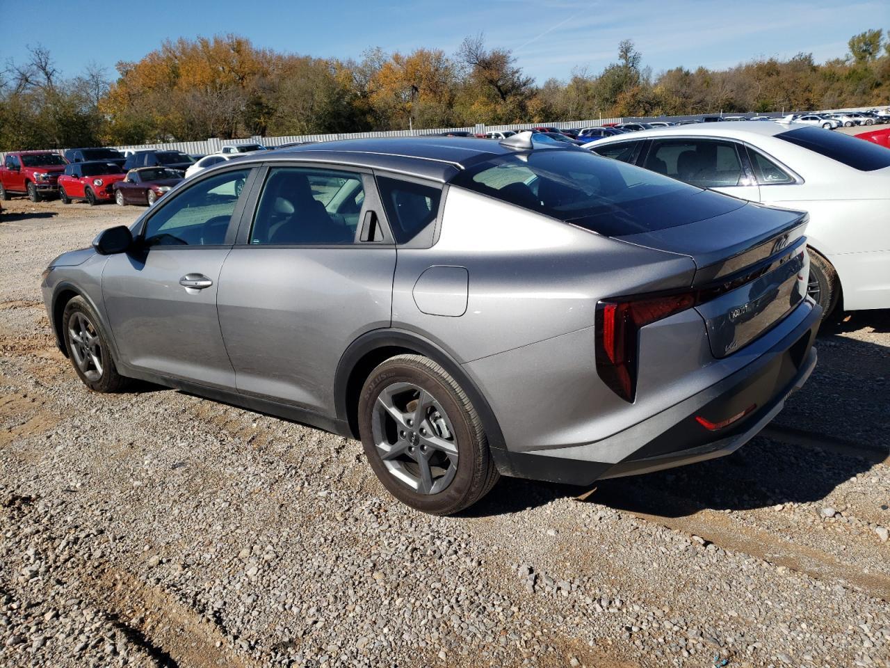 2025 Kia K4 Lx - Image 2