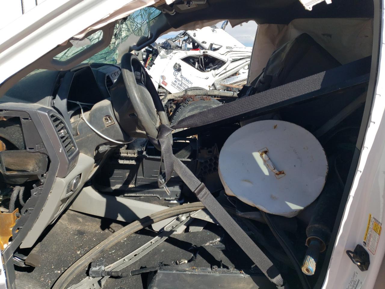 2022 Ford F350 Super Duty - Image 7