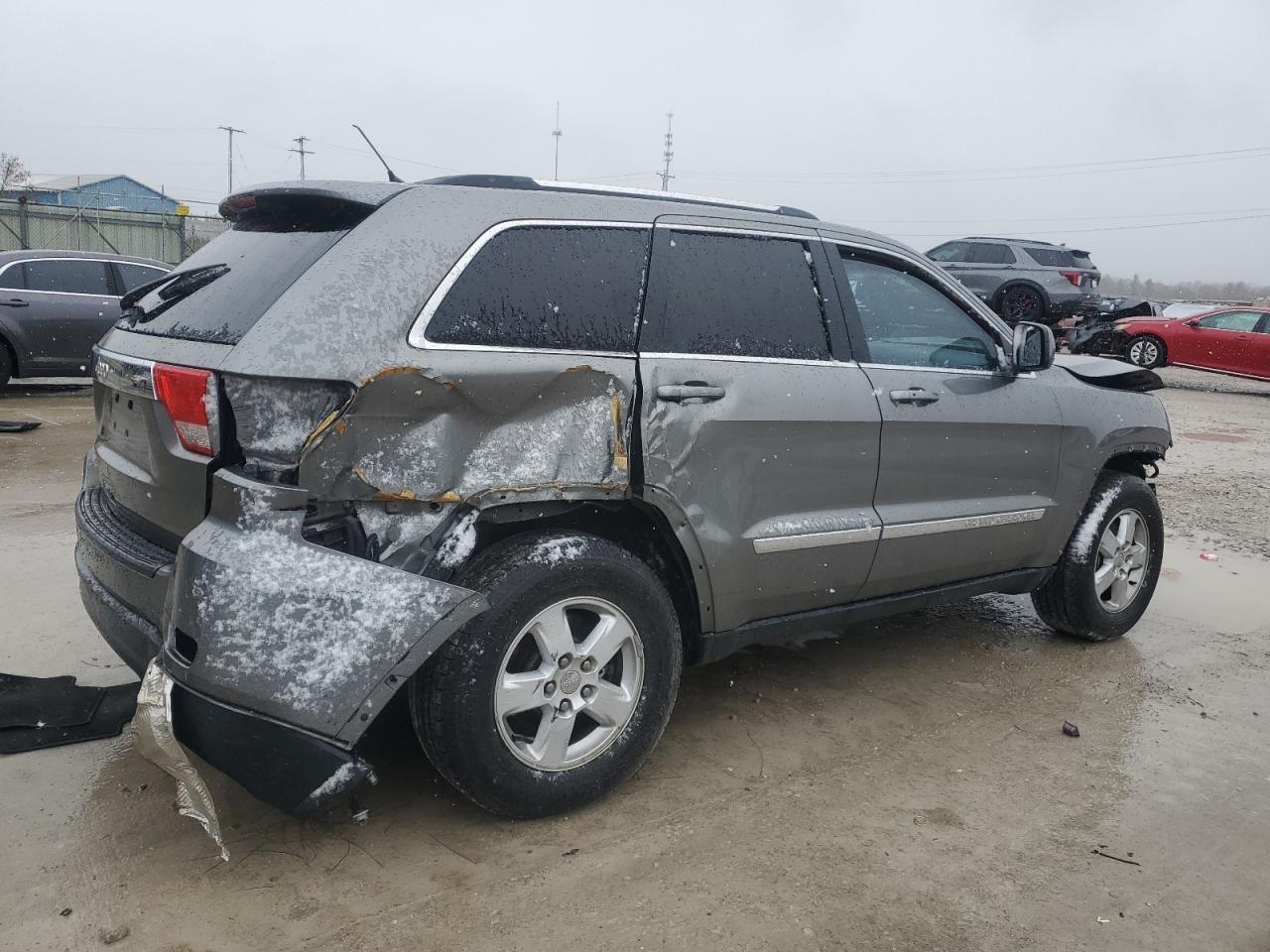 2013 Jeep Grand Cherokee Laredo - Image 3