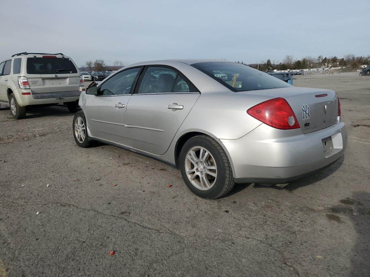 2005 Pontiac G6 - Фото 2