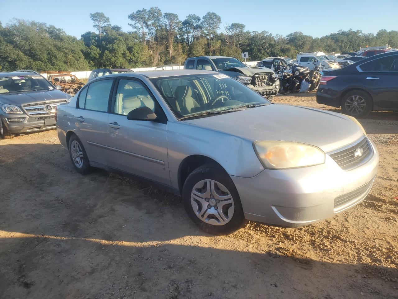 2006 Chevrolet Malibu Ls - Image 4