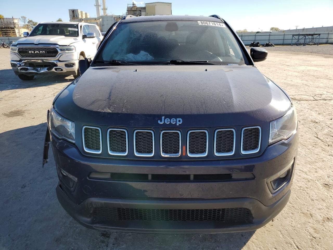2021 Jeep Compass Latitude - Image 5