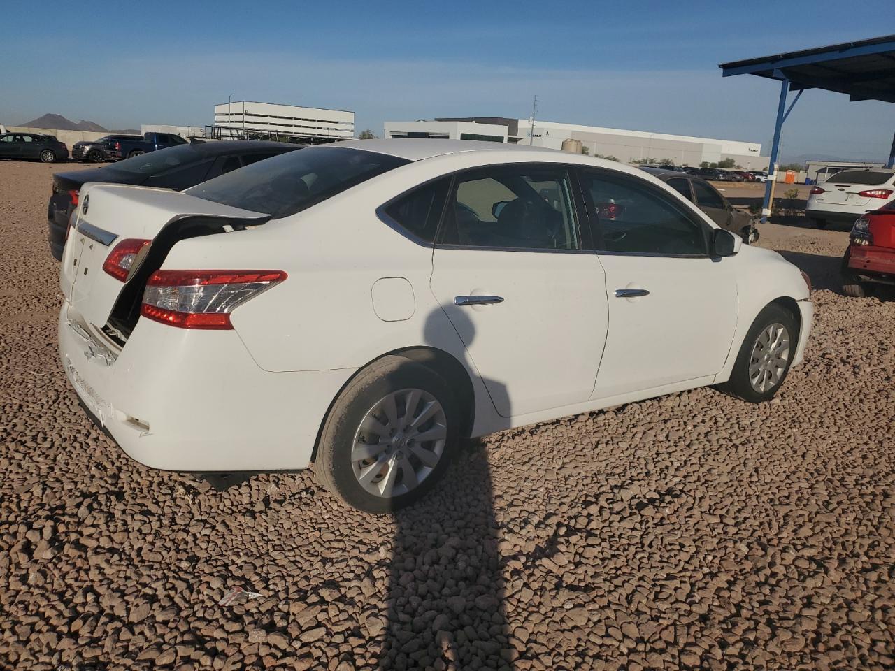 2015 Nissan Sentra S - Фото 3