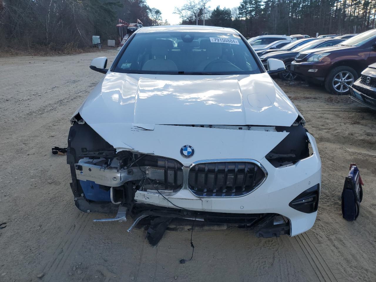 2021 BMW 228Xi - Фото 5