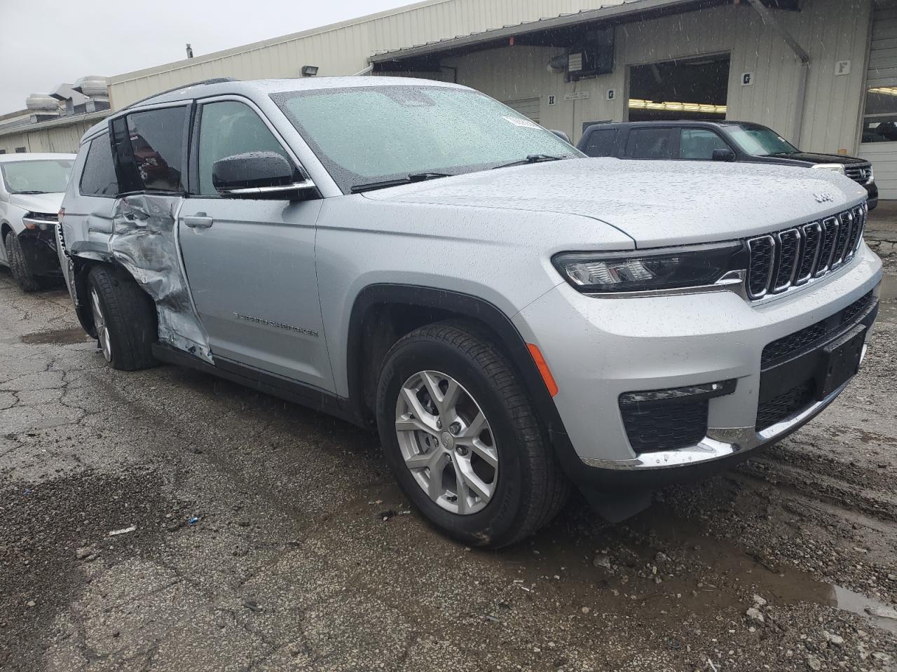 2023 Jeep Grand Cherokee L Limited - Фото 4