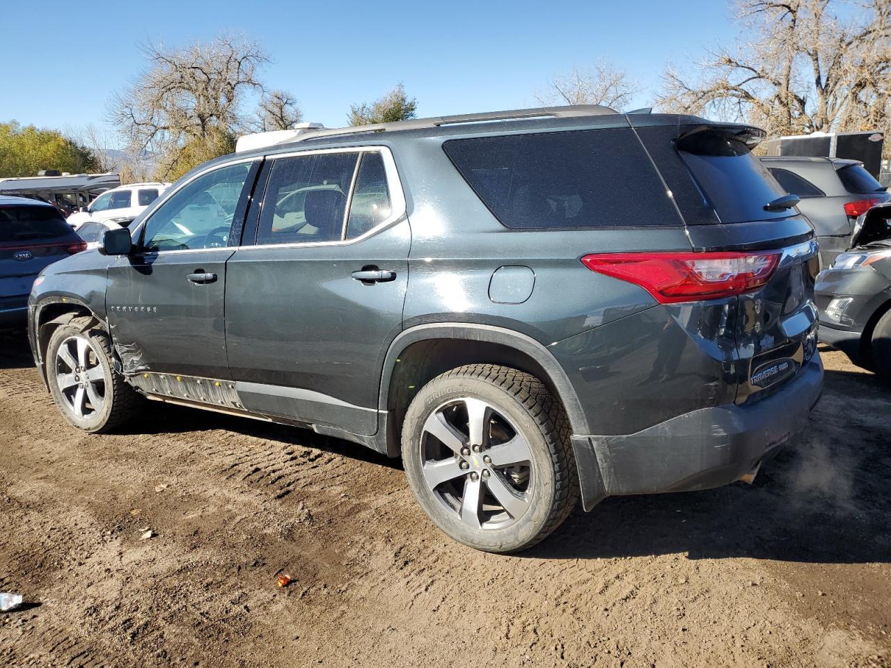 2020 Chevrolet Traverse Lt - Image 2