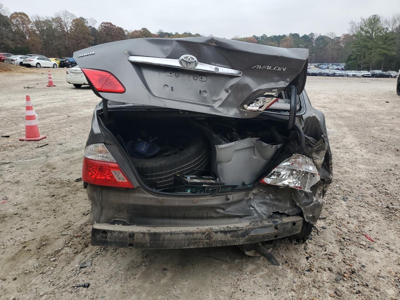 2003 Toyota Avalon Xl - Image 6