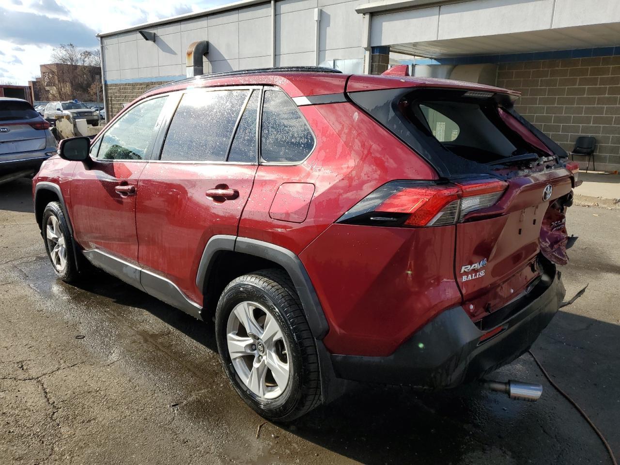 2019 Toyota Rav4 Xle - Image 2
